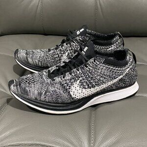 Nike Flyknit Oreo Racer Shoes - Size 8